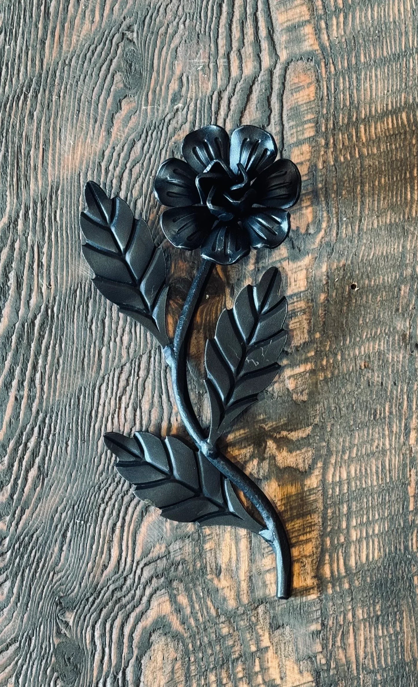 Curved Stem Iron Rose Decor