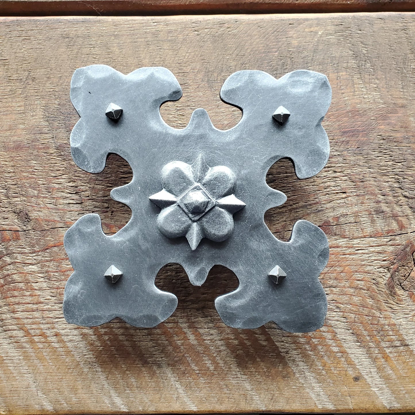 Barcelona Iron Rosette Hardware Rosette