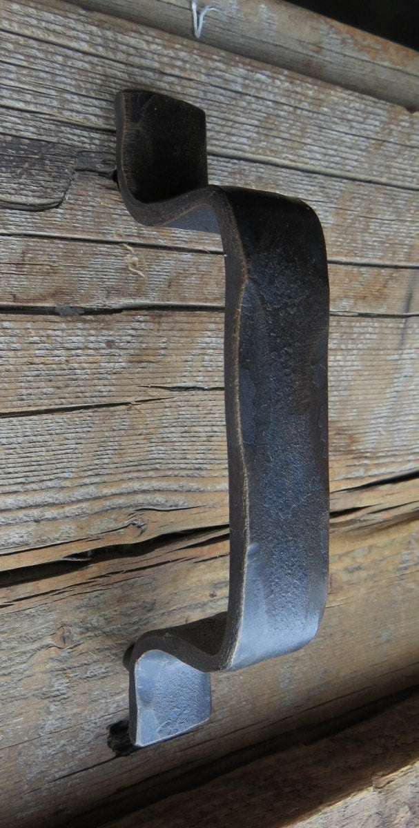 HDP-316 Early American Iron Door Pull