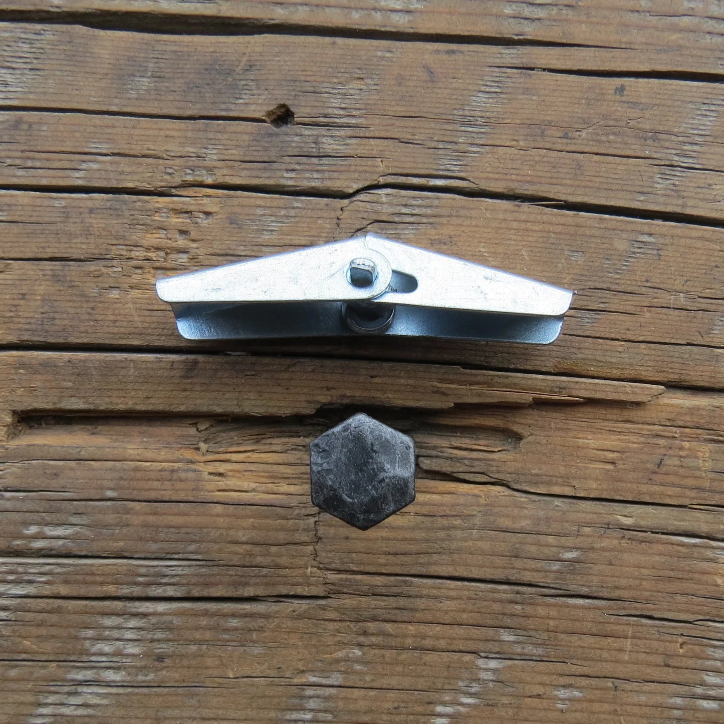 3/8" Hex Head Toggle Bolt